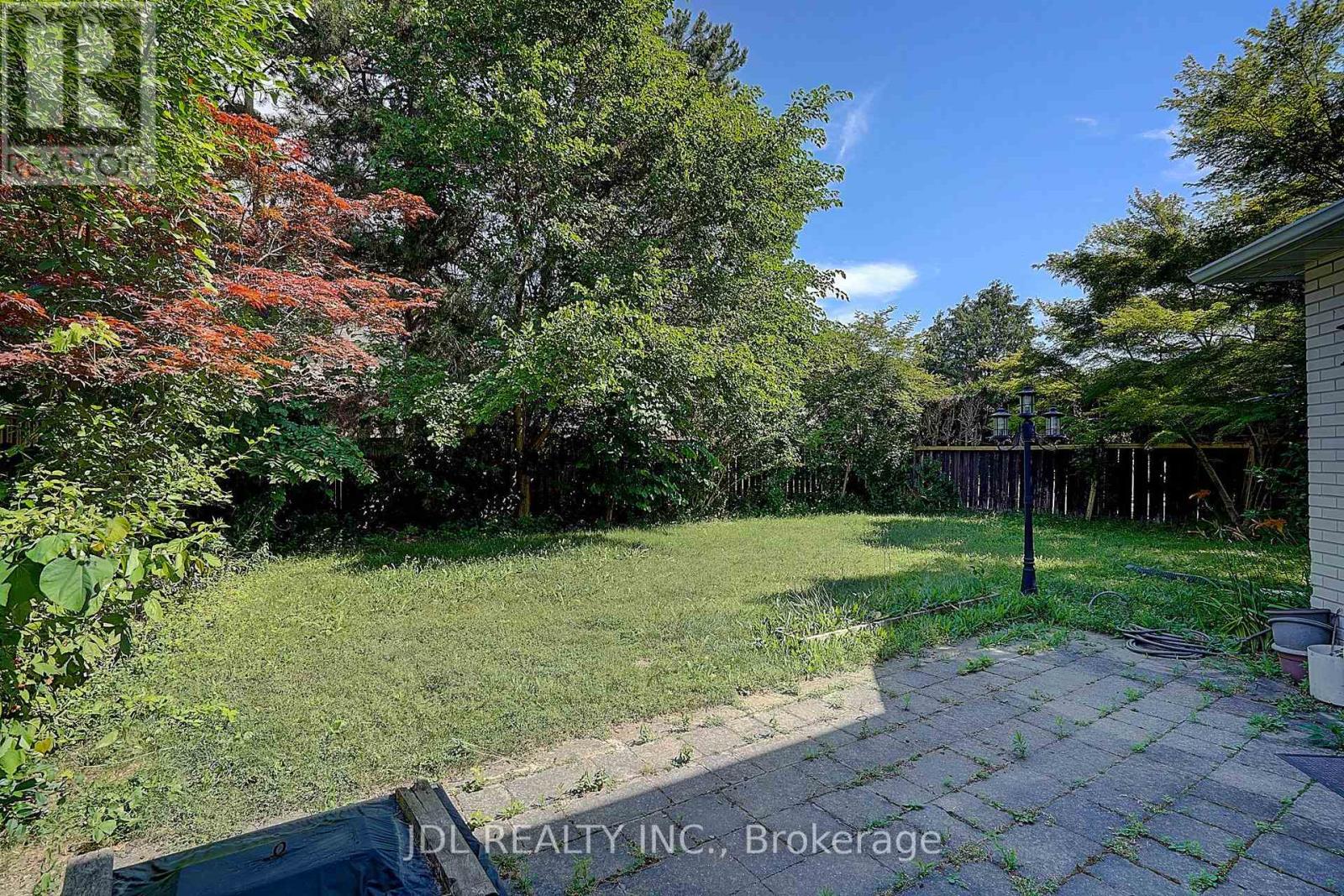 20 MOSSGROVE TRAIL - 7