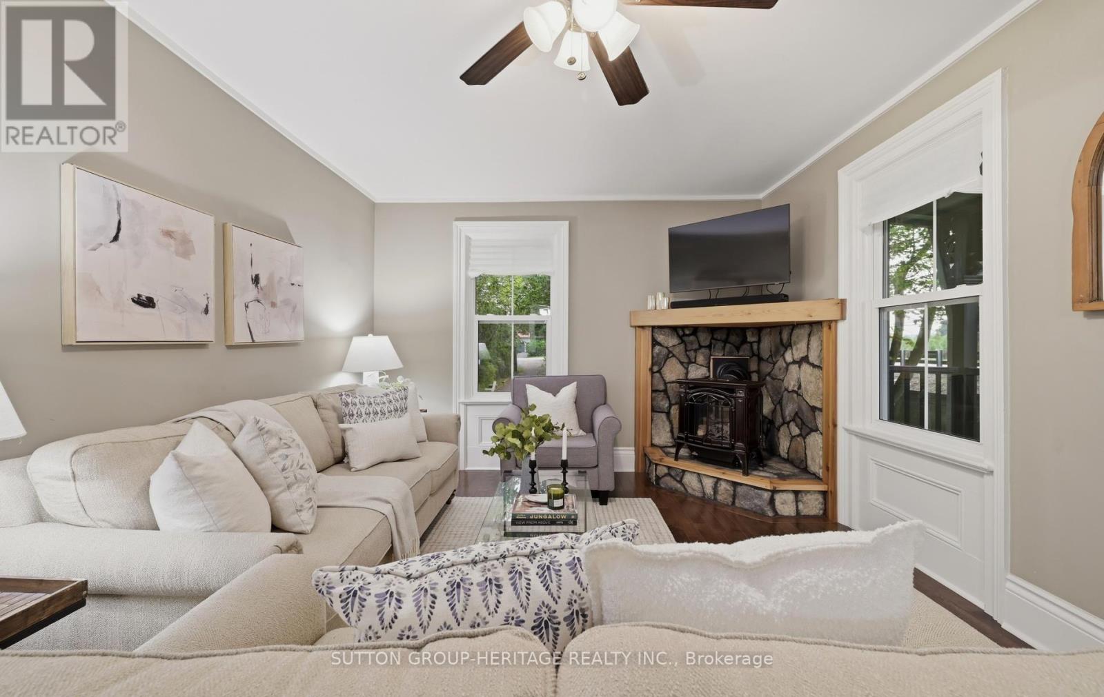 8970 BALDWIN STREET N - 9