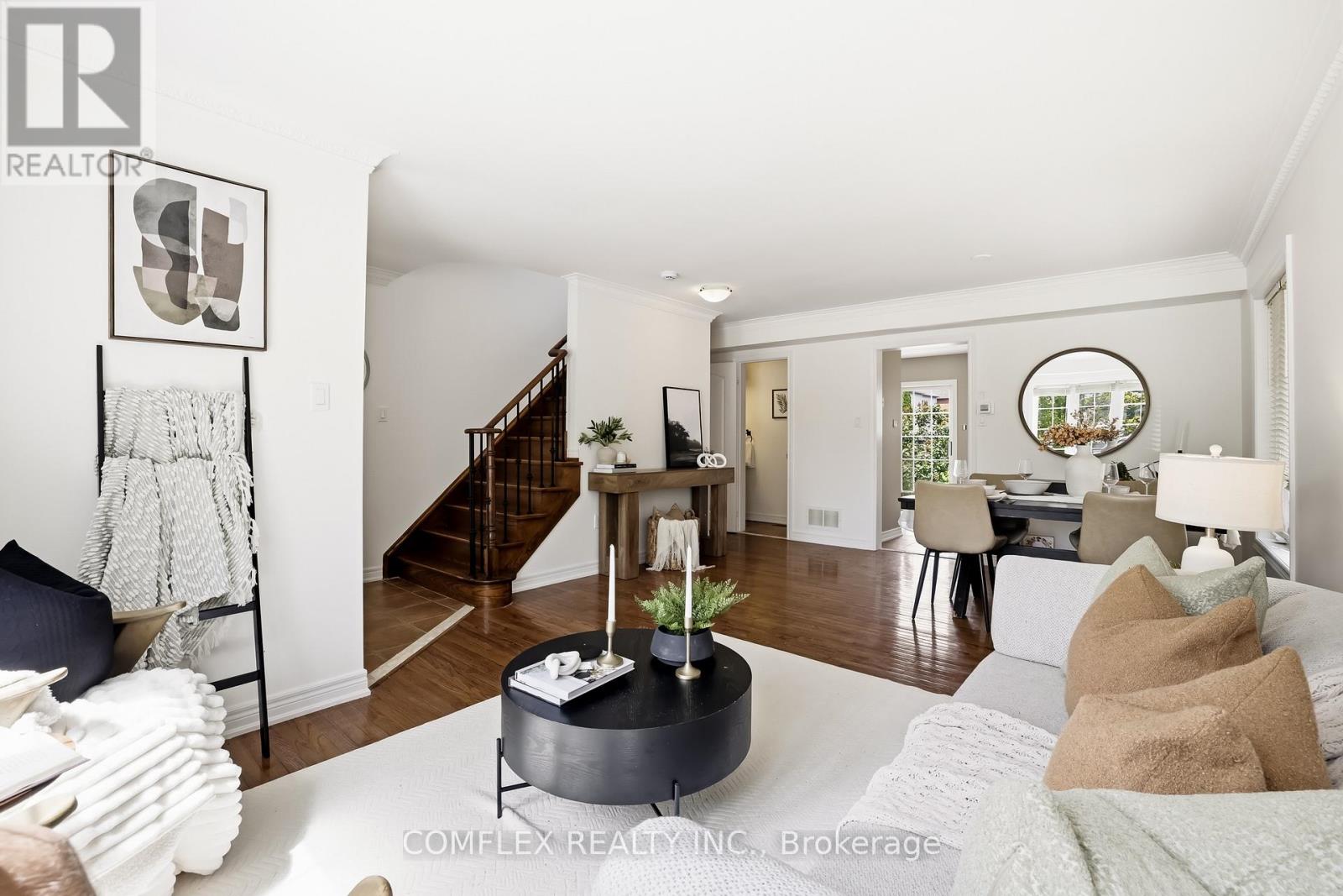 2 ARMITAGE CRESCENT - 8