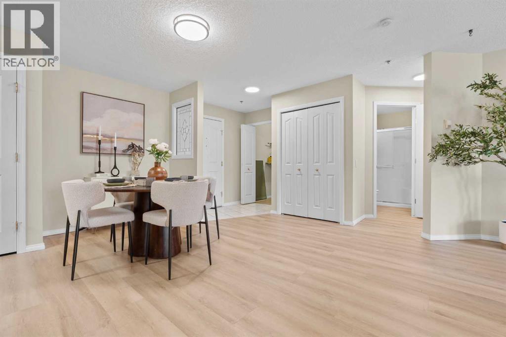 #1203 1818 Simcoe Boulevard SW - 14