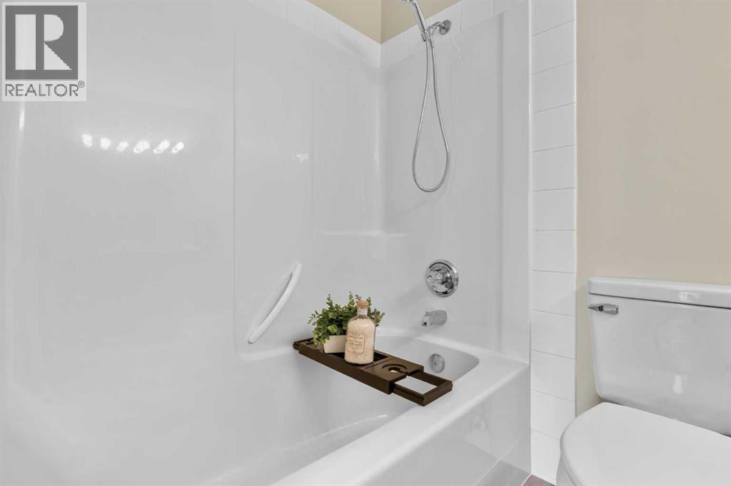 #1203 1818 Simcoe Boulevard SW - 18