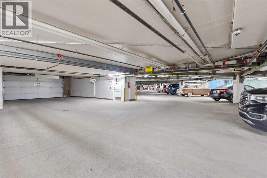 #1203 1818 Simcoe Boulevard SW - 26
