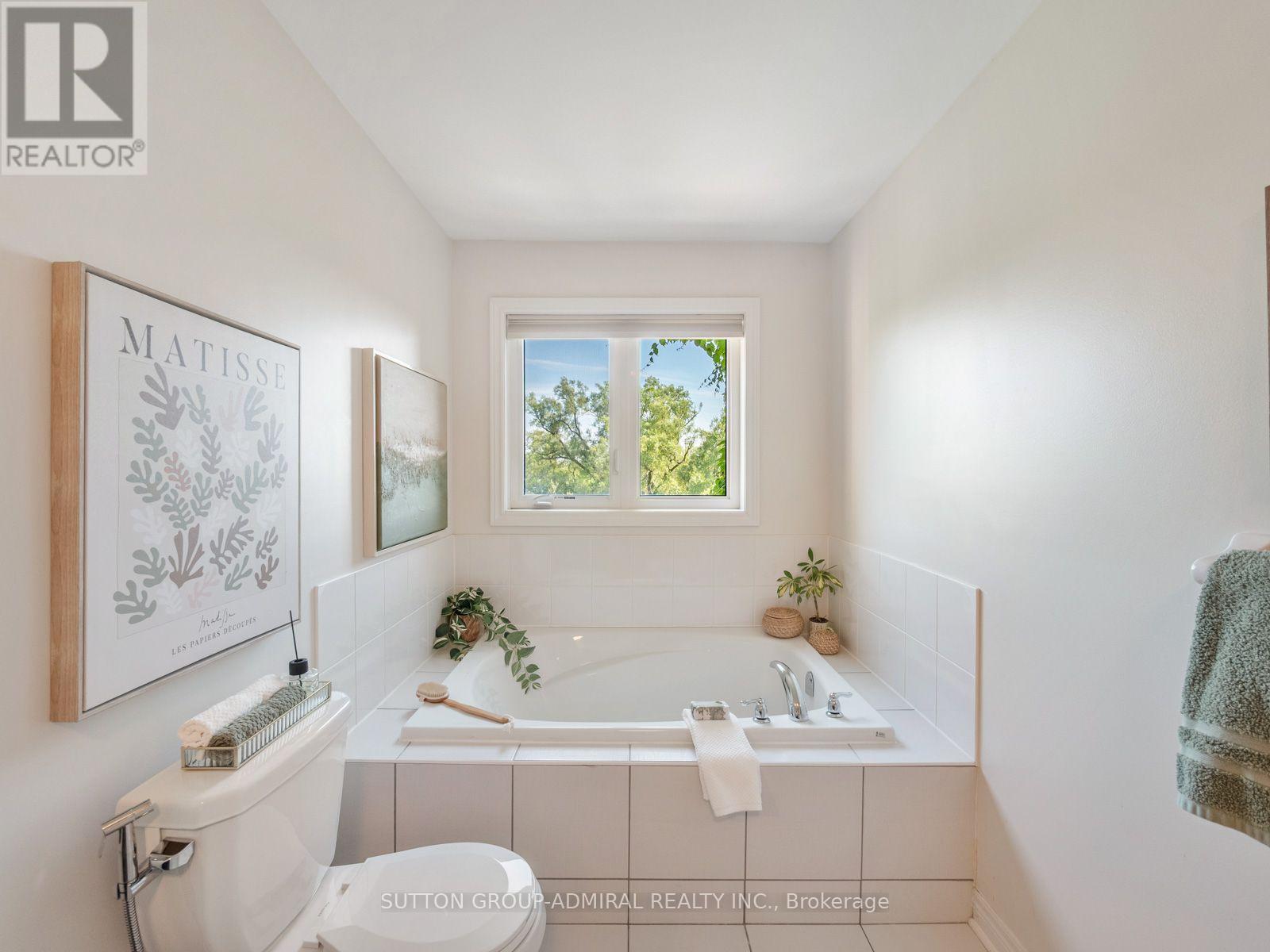 119 WALTER SINCLAIR COURT - Image 24