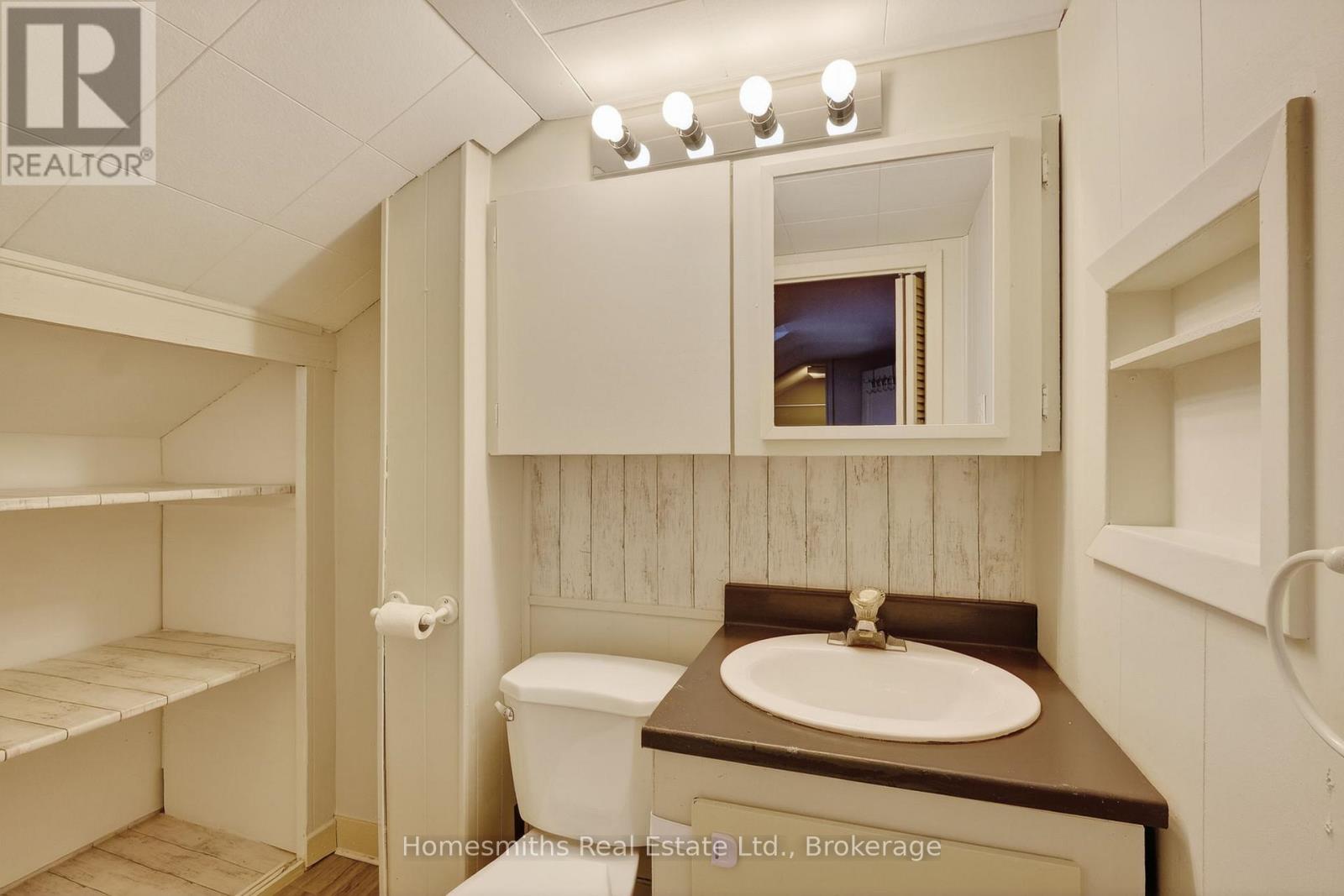 8766 DANFORTH ROAD W - 26