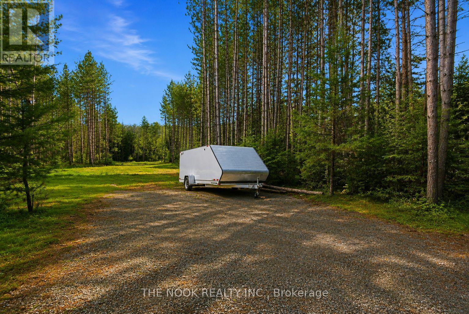 1055 IRONDALE ROAD - 6