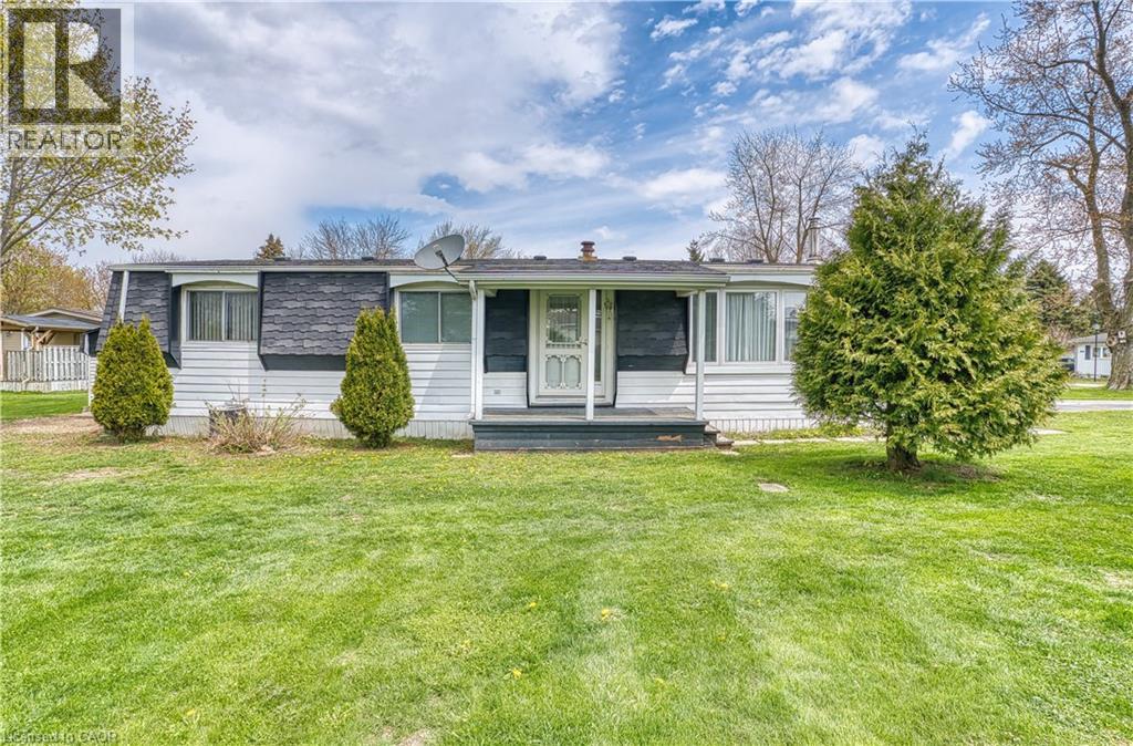 71 FAIRVIEW Crescent - 1