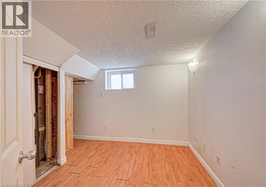 281 COURTLAND Avenue E - 36