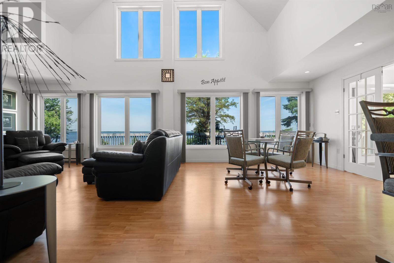 31 Birch Lane - 25