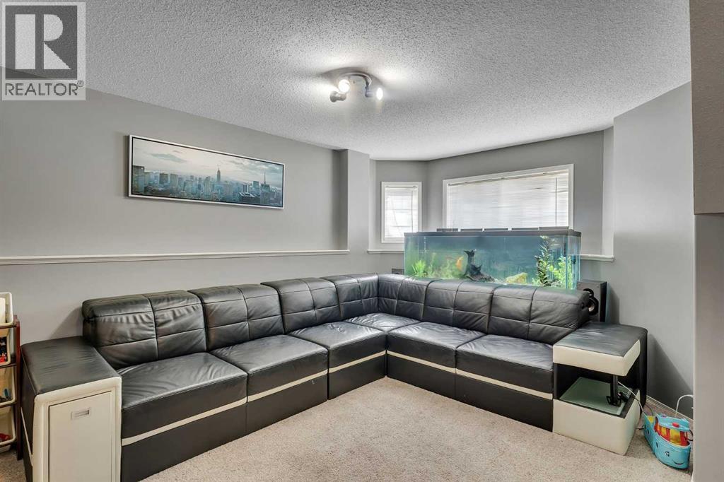 231 Silver Springs Way NW - 23