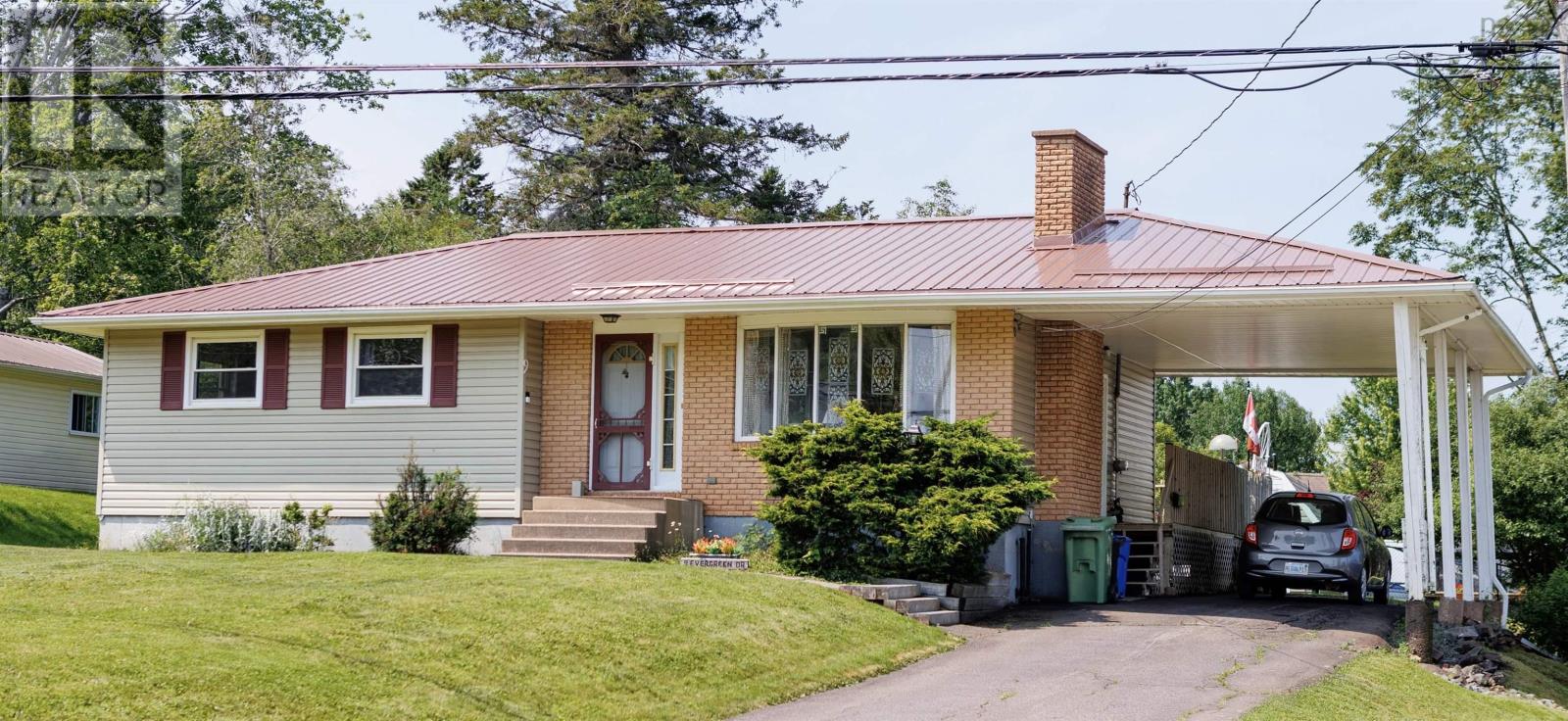 9 Evergreen Drive - 2