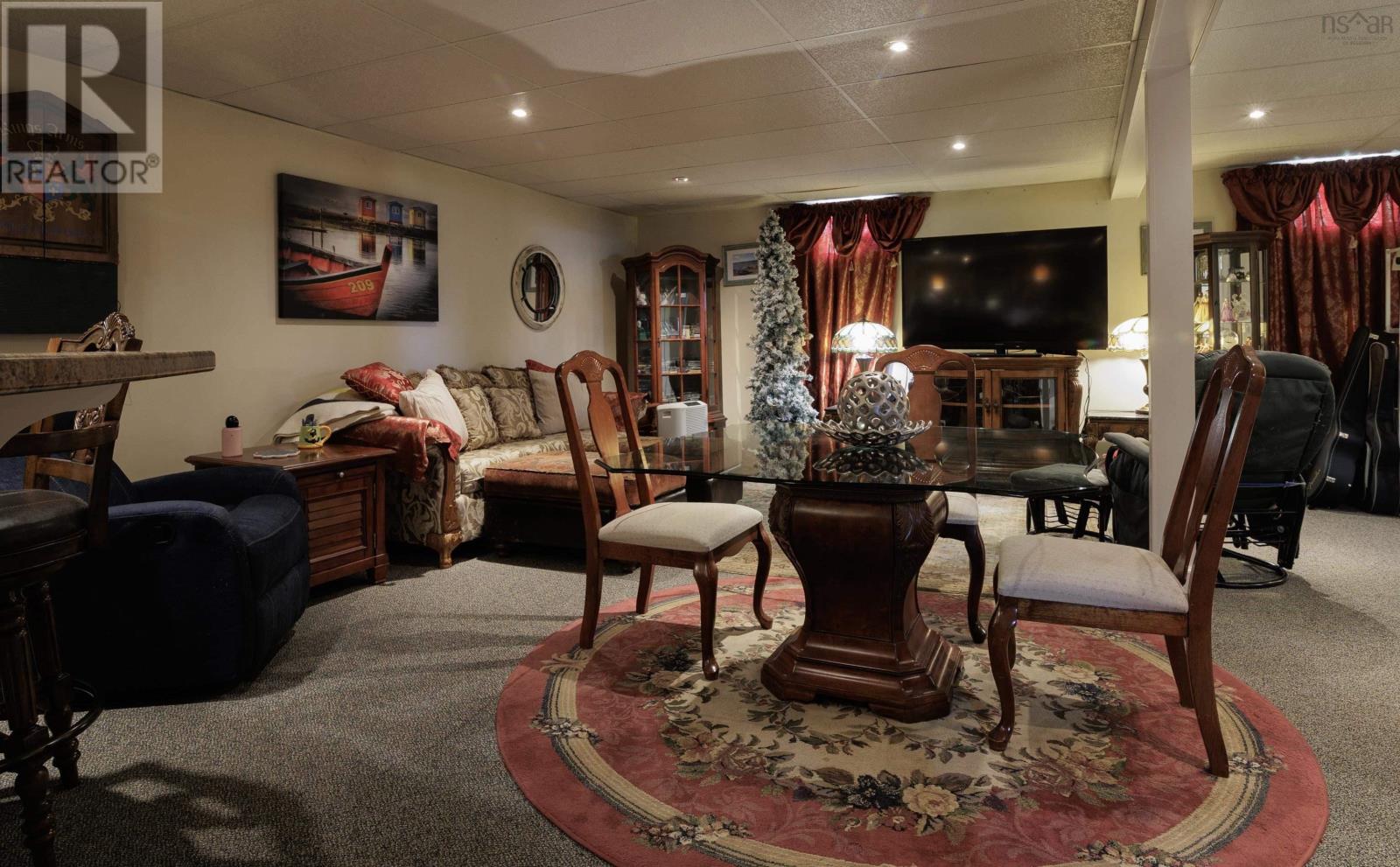 9 Evergreen Drive - 28
