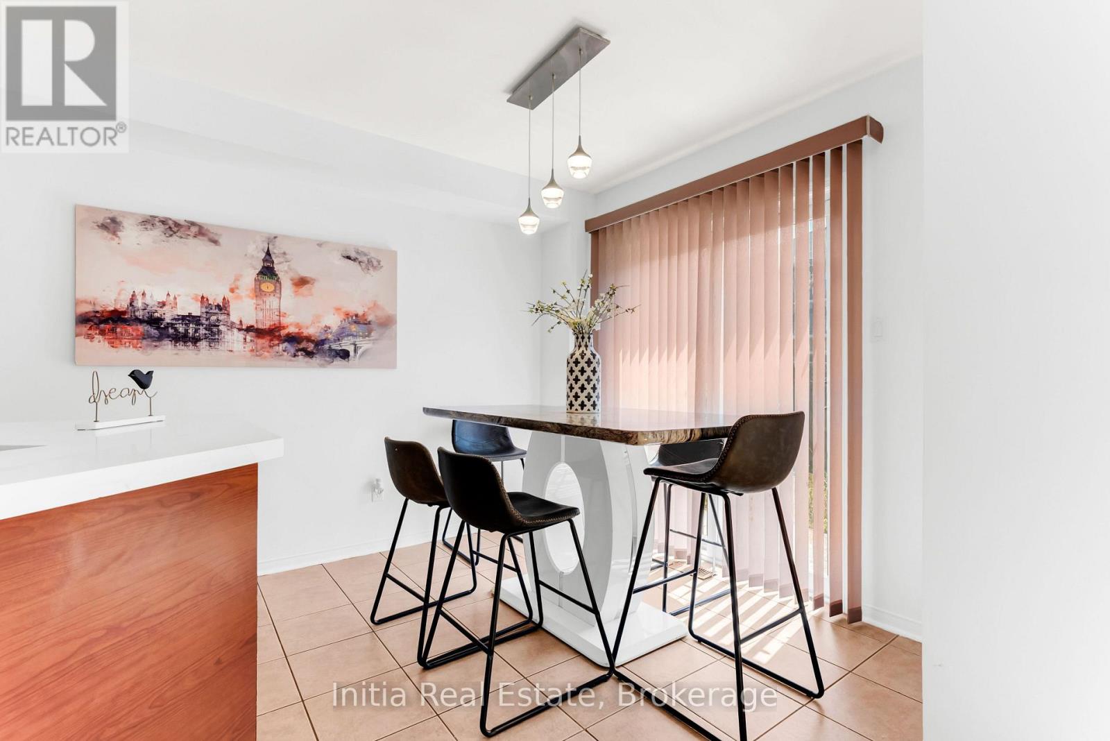46 FLORENCE DRIVE - 14