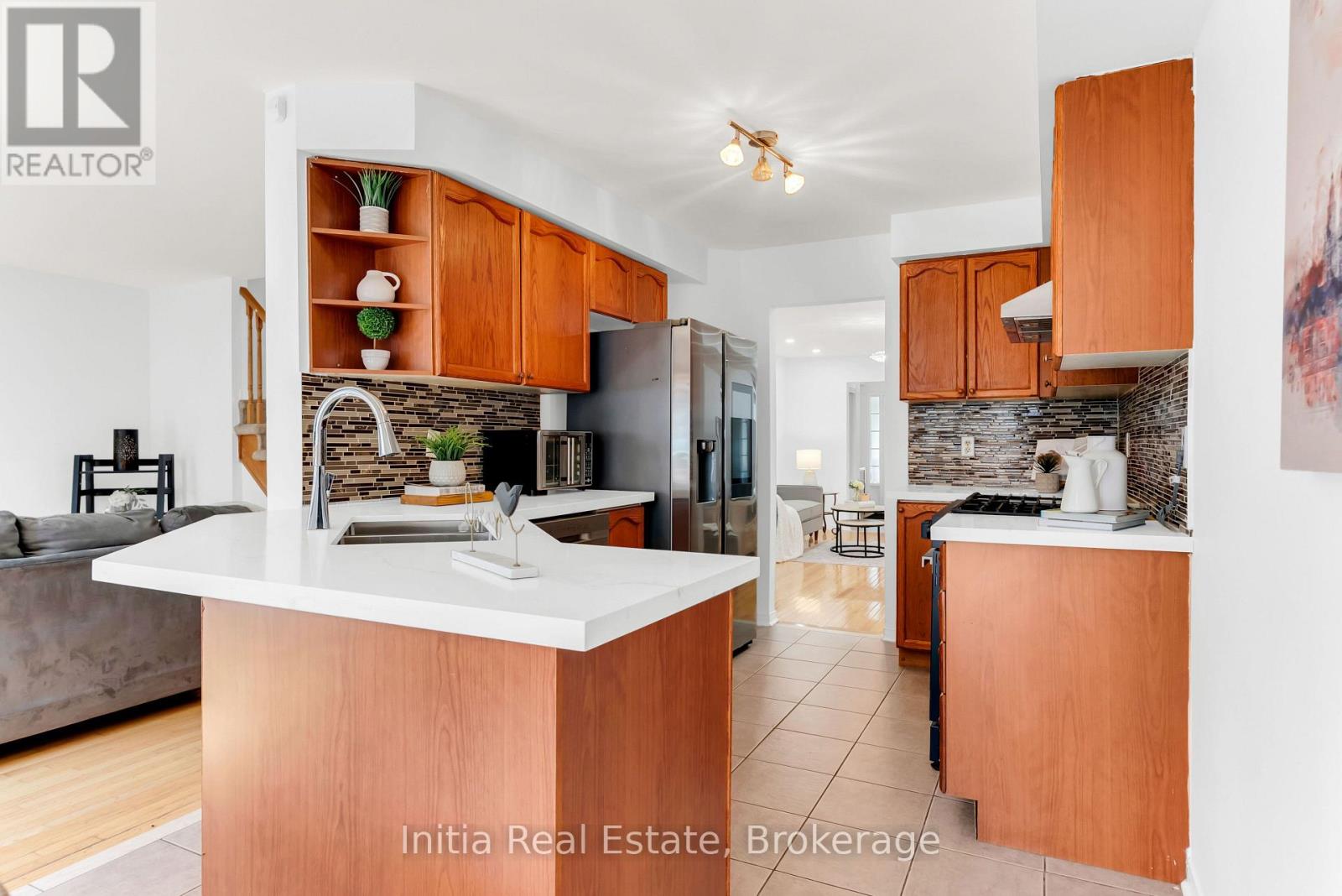 46 FLORENCE DRIVE - 17