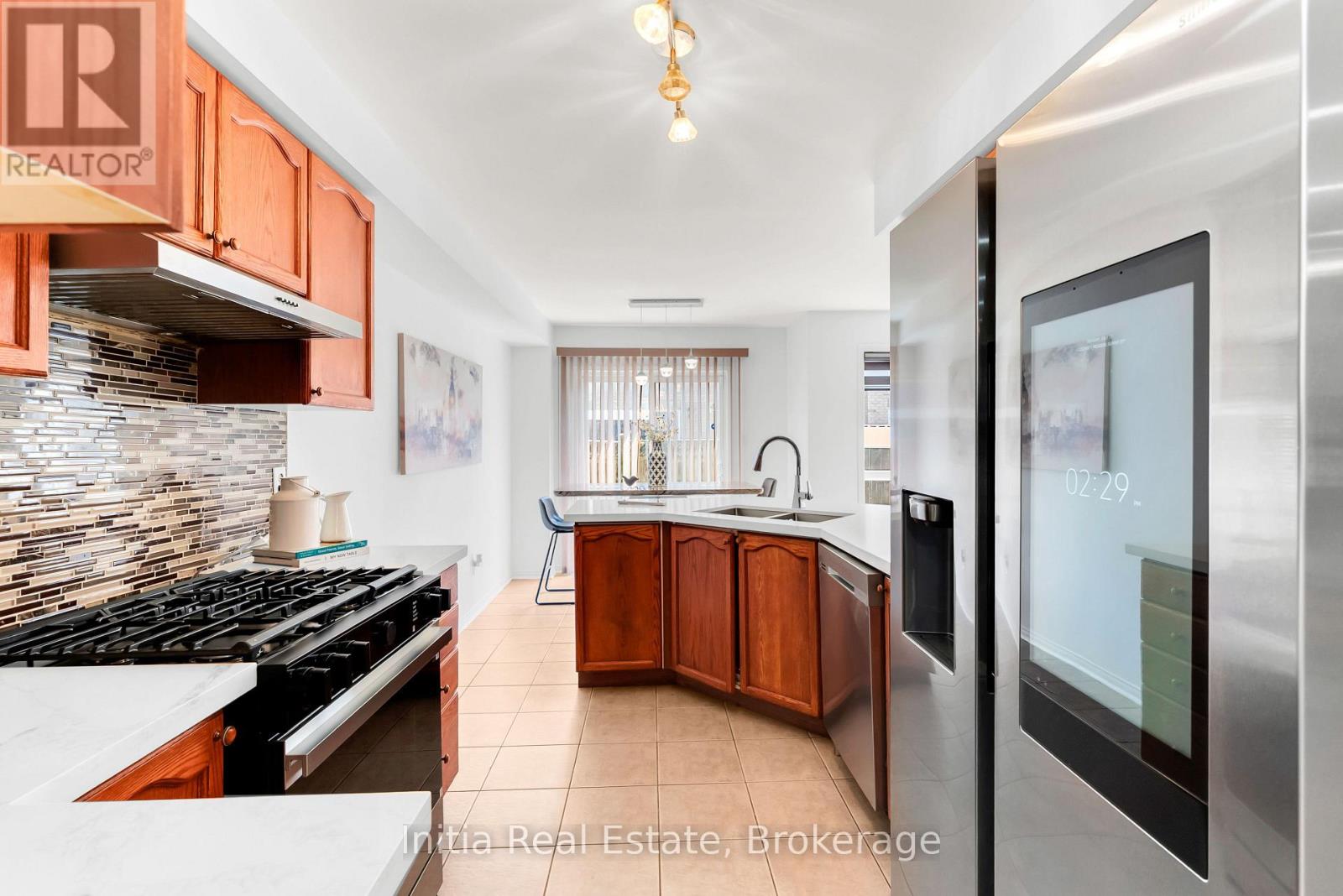 46 FLORENCE DRIVE - 18