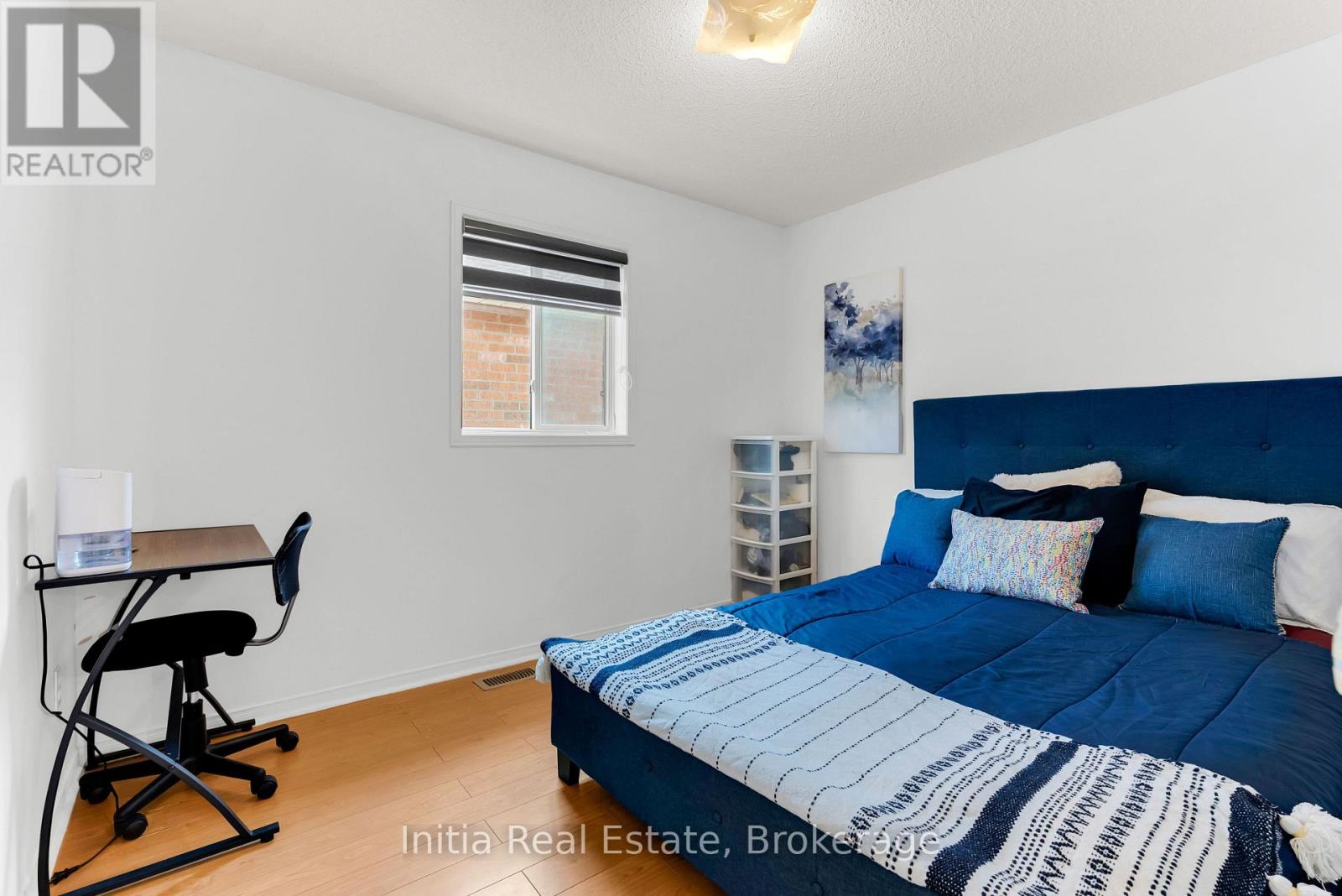 46 FLORENCE DRIVE - 29