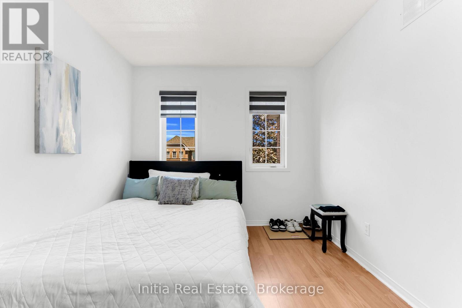 46 FLORENCE DRIVE - 34