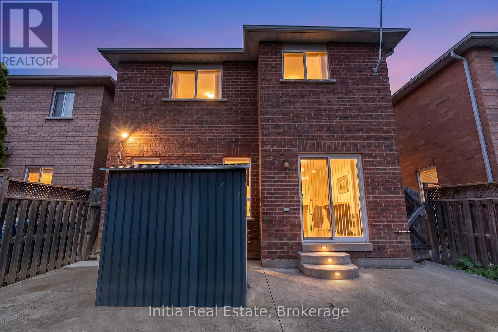 46 FLORENCE DRIVE - 44