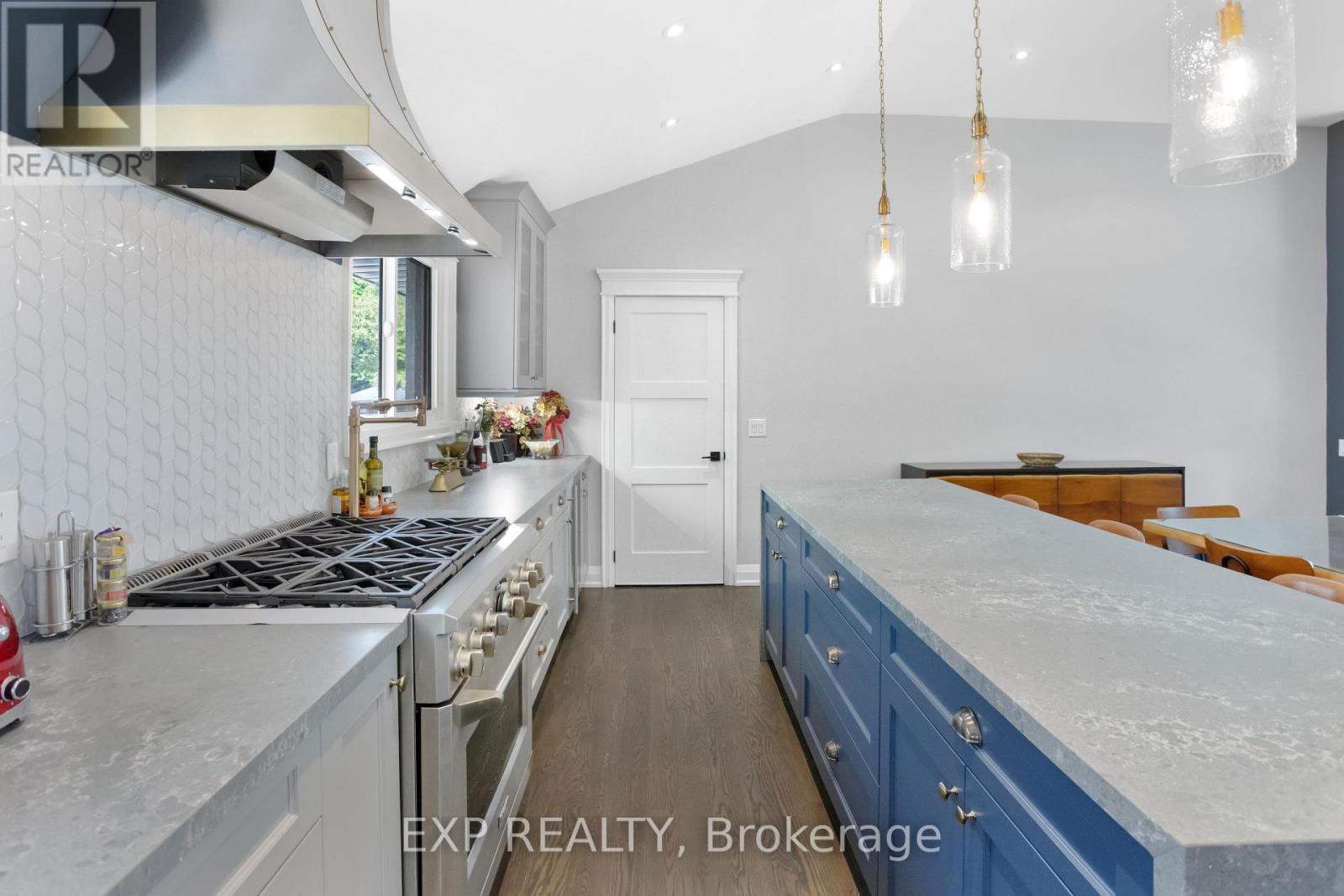 18 WINSDALE ROAD - 13