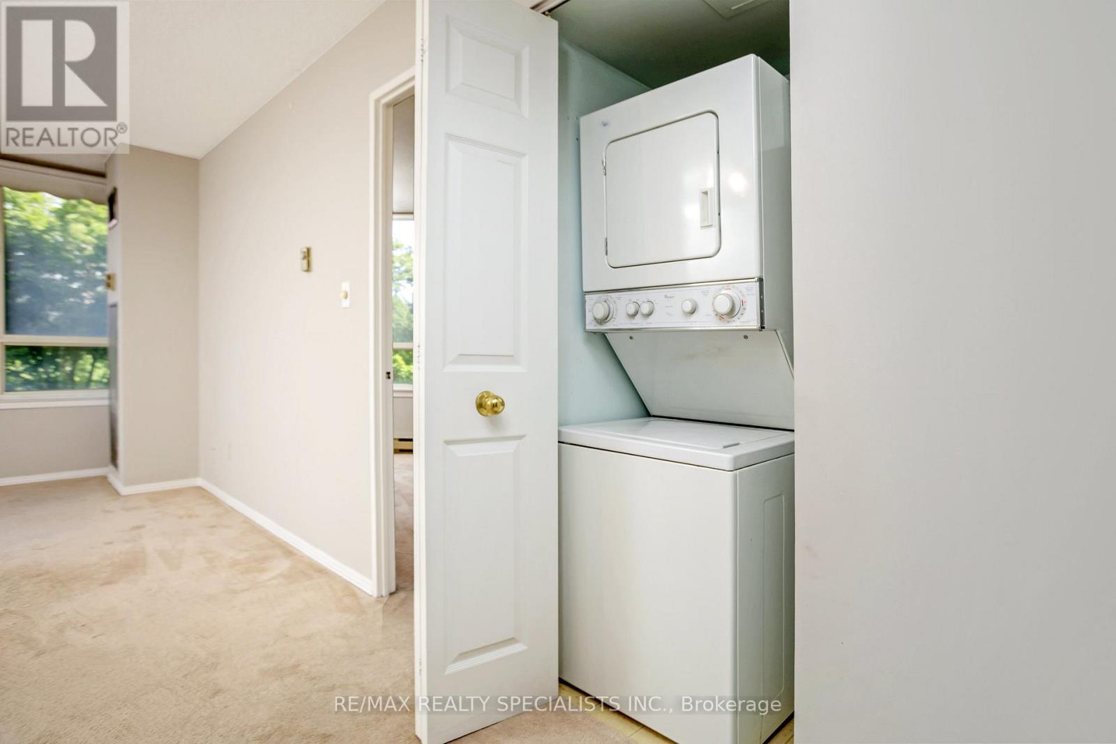 #304A 3605 KARIYA DRIVE - 17