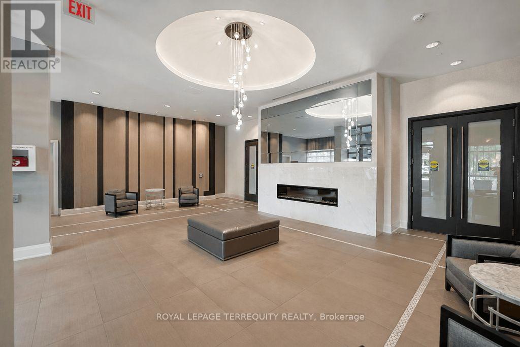 #202 35 FONTENAY COURT - 6