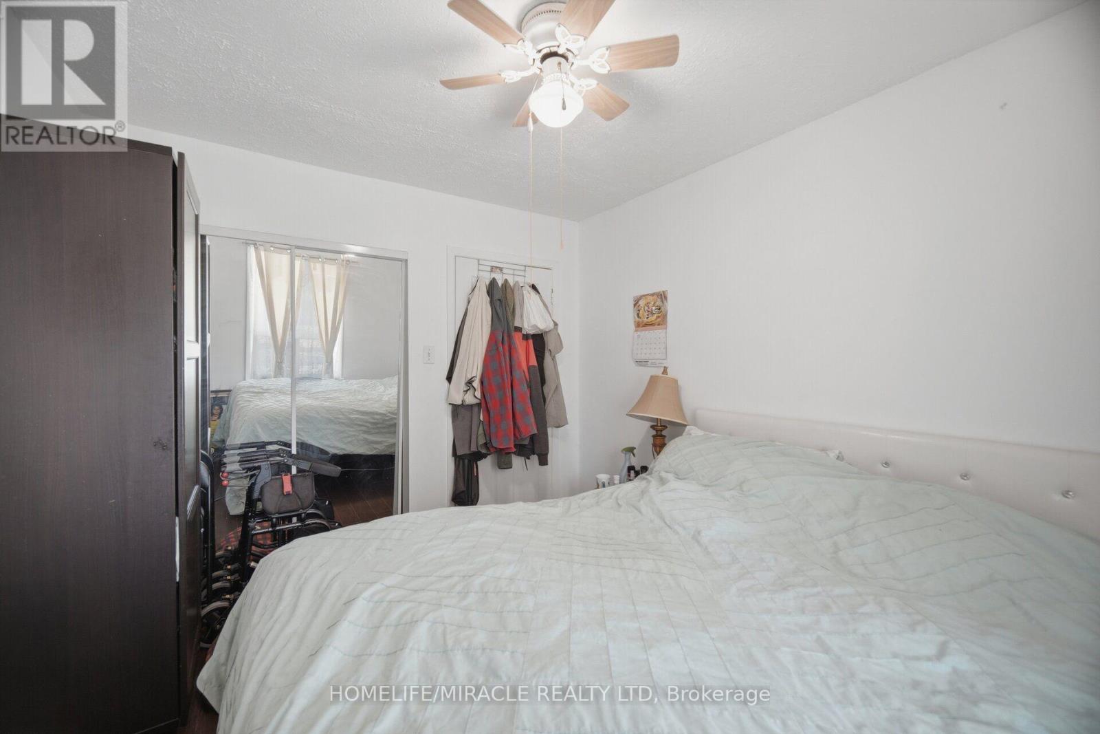 25 FURNESS CRESCENT - 23