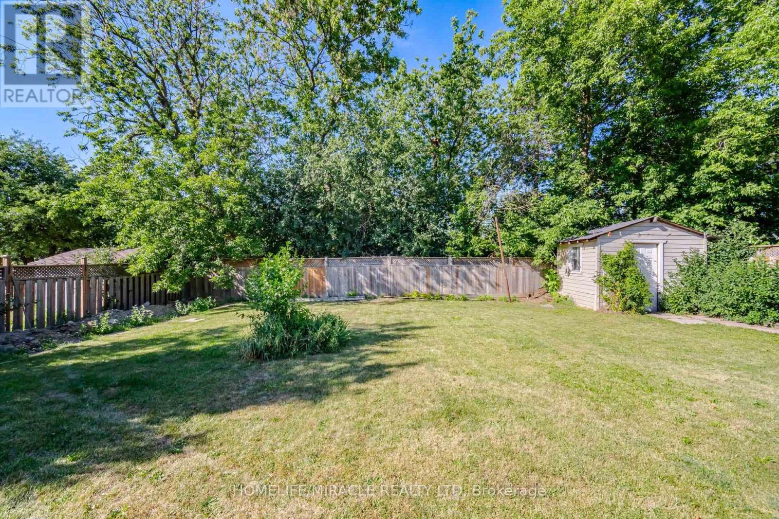 25 FURNESS CRESCENT - 48
