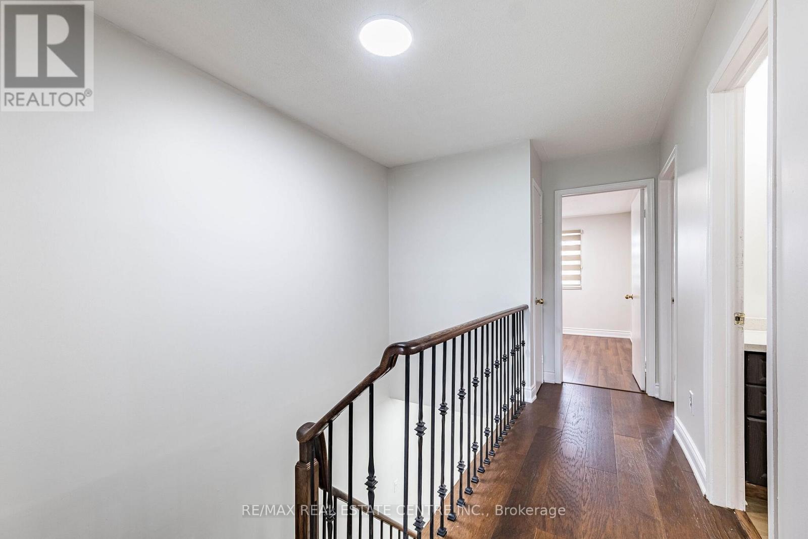 87 TULIP DRIVE - 27