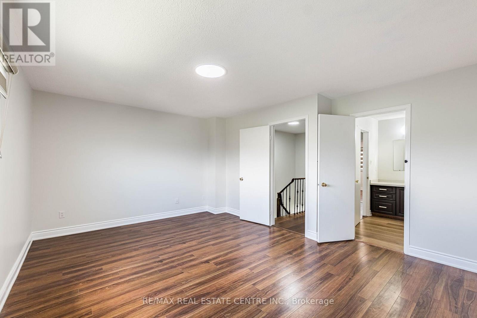 87 TULIP DRIVE - 29
