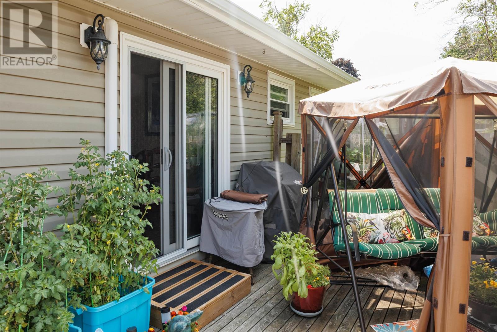9 Evergreen Drive - 44