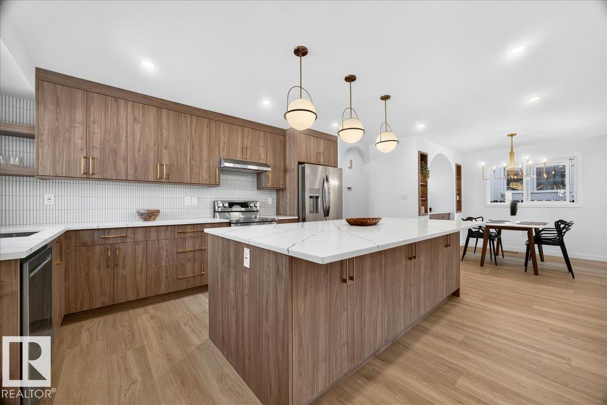 11604 35 AV NW - 21