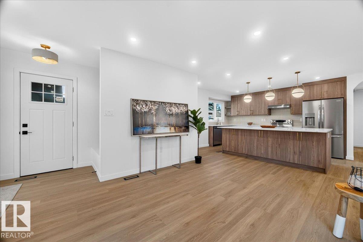 11604 35 AV NW - Image 9