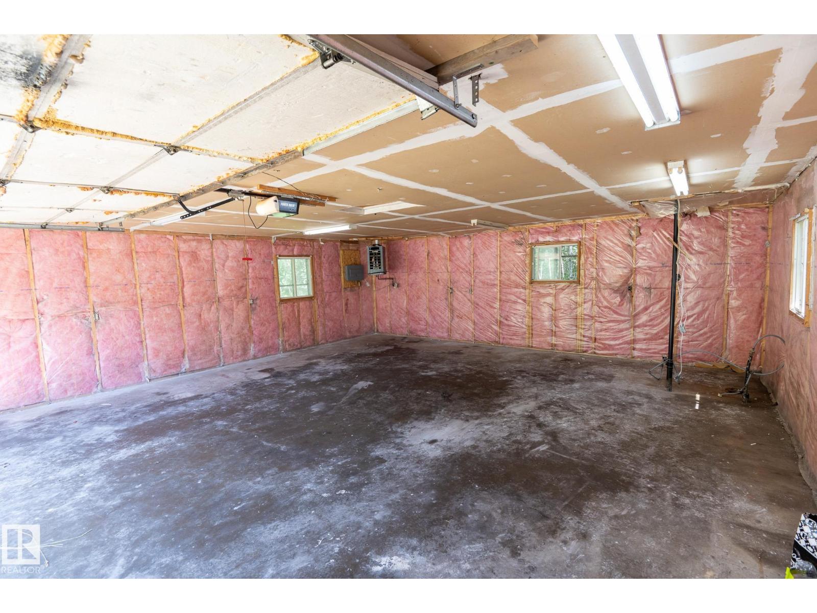 205 61209 Rge Rd 465 - 24