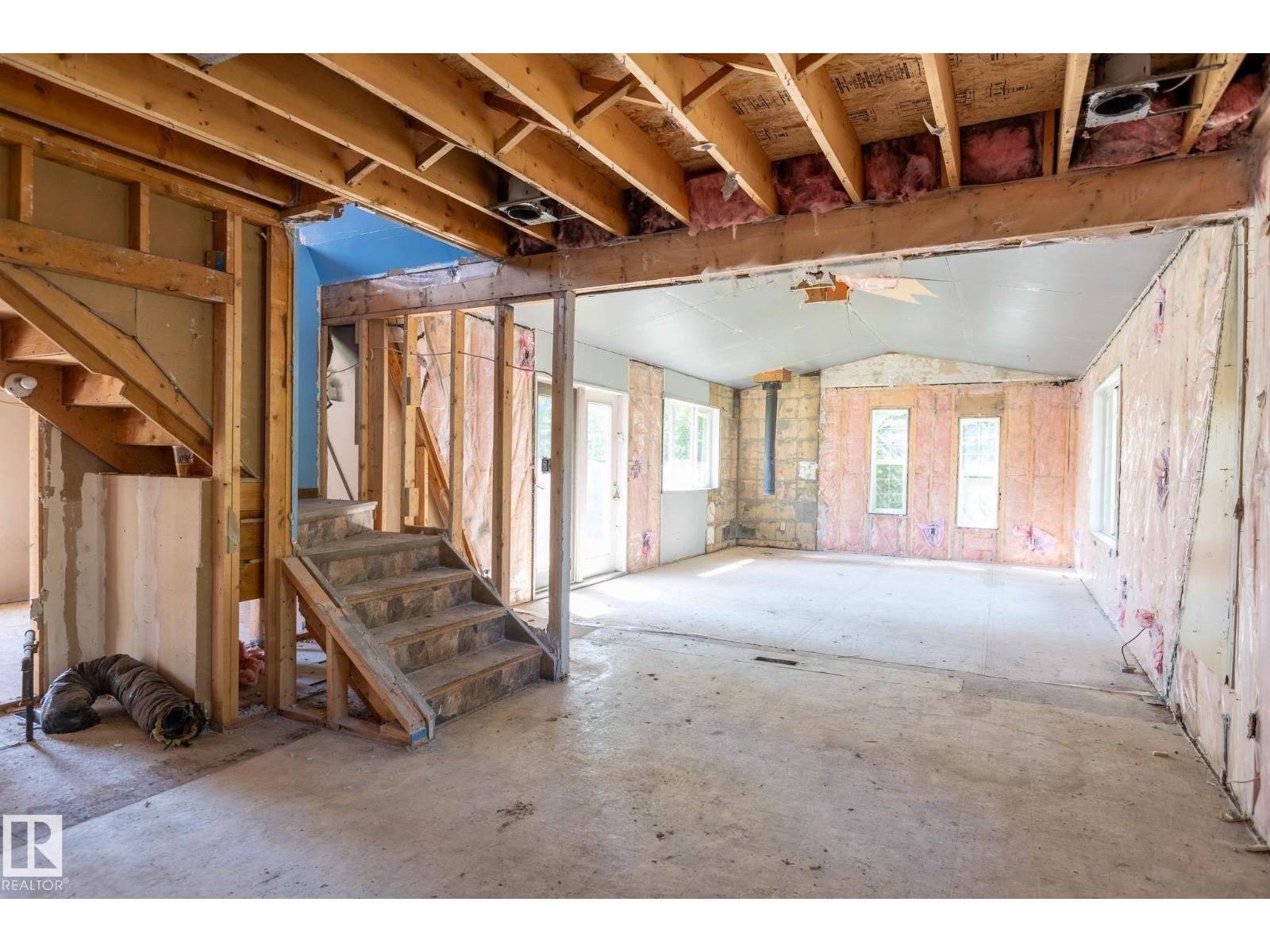 205 61209 Rge Rd 465 - 3