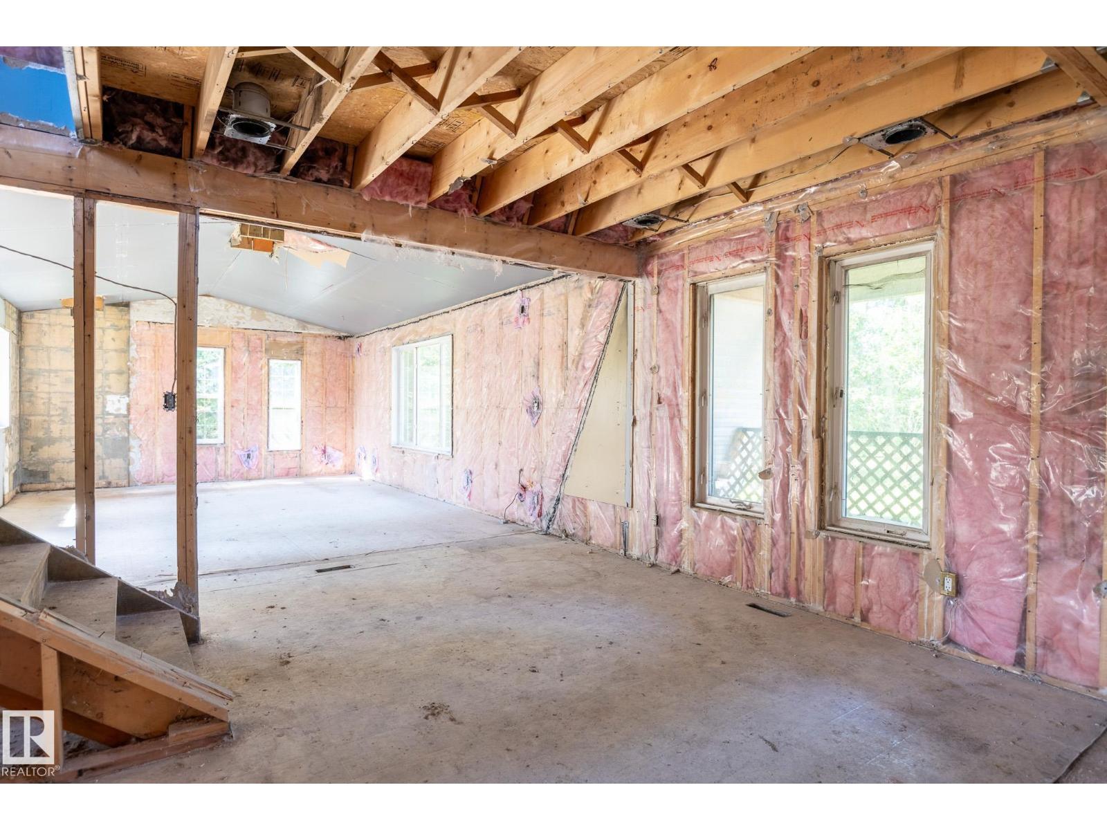 205 61209 Rge Rd 465 - 4