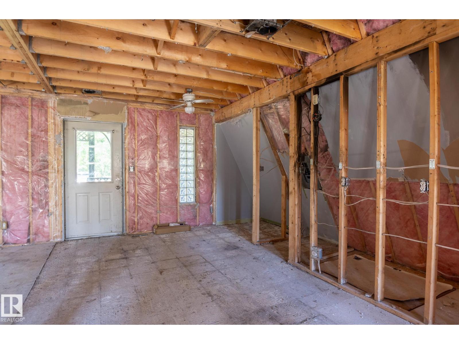 205 61209 Rge Rd 465 - 9