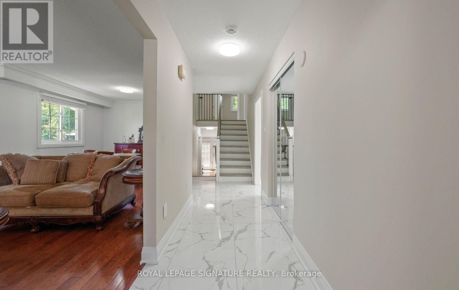 1414 HARMSWORTH SQUARE - 4
