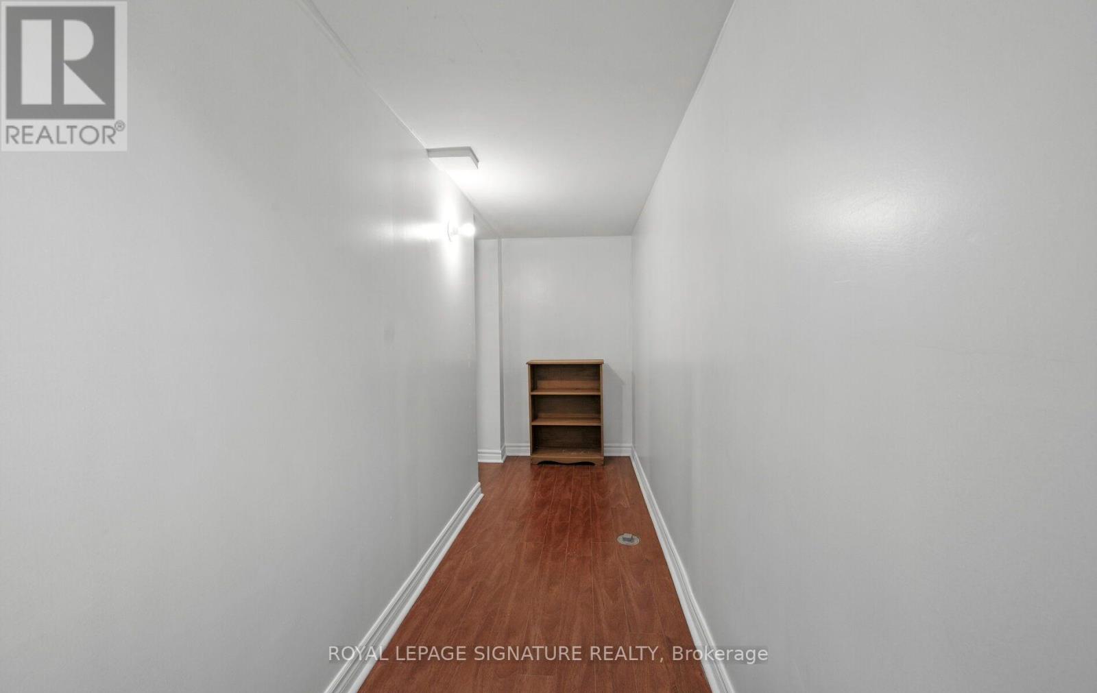 1414 HARMSWORTH SQUARE - 20