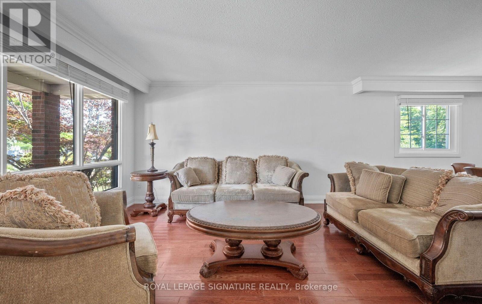 1414 HARMSWORTH SQUARE - 30
