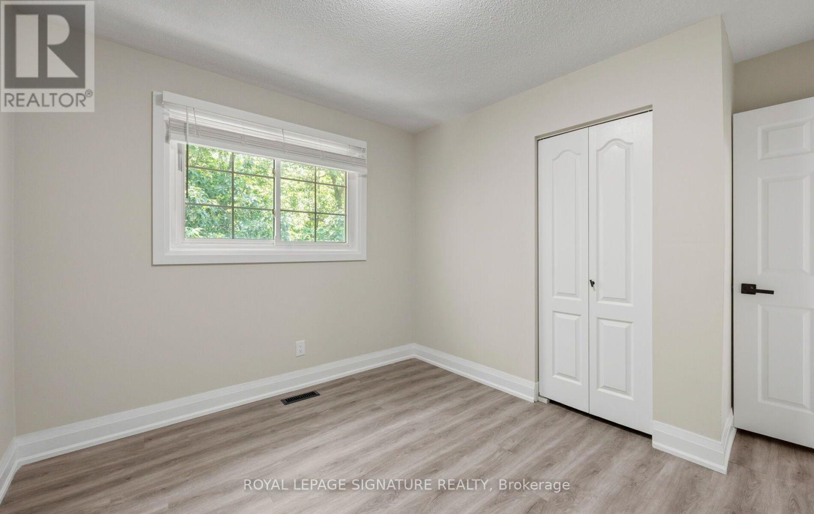 1414 HARMSWORTH SQUARE - 38