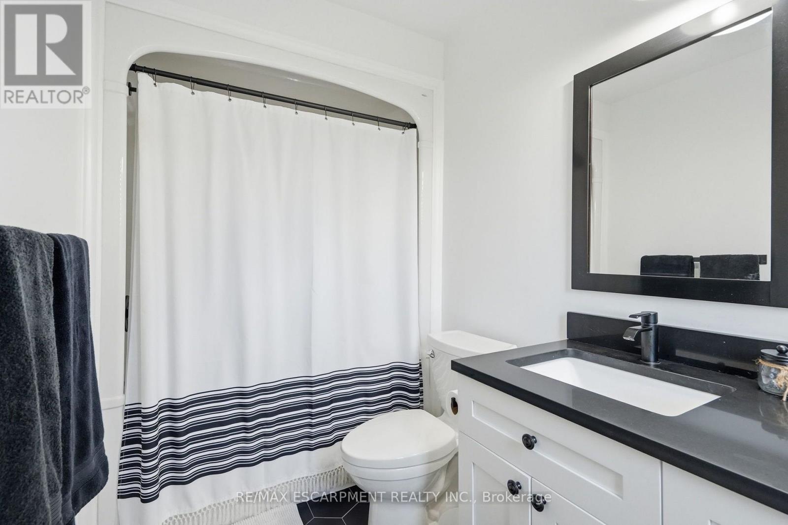 #12 39 PANABAKER DRIVE - 22