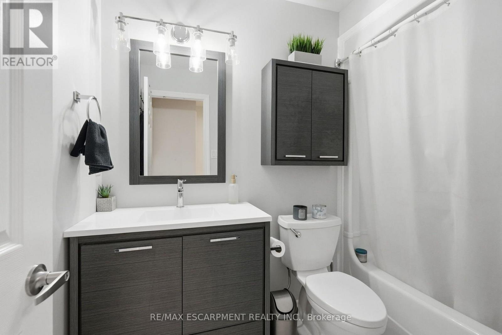 #12 39 PANABAKER DRIVE - 28