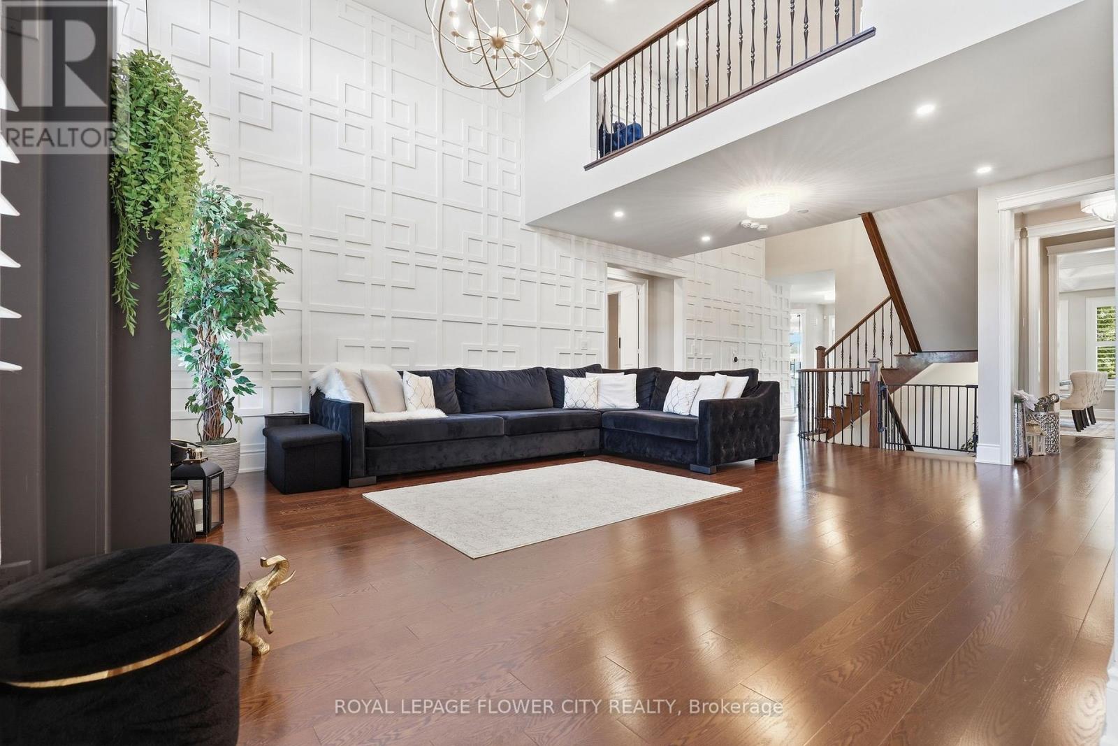 5 BENSON AVENUE - Image 11
