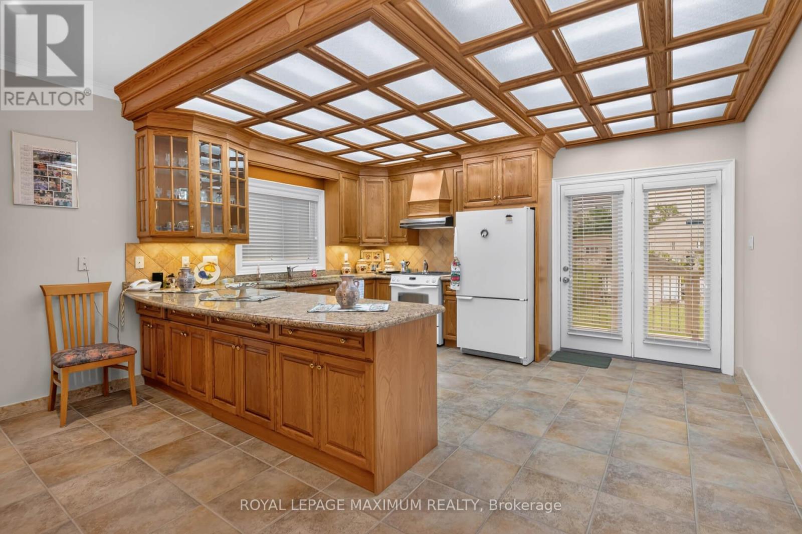 378 RUSTIC ROAD - 15