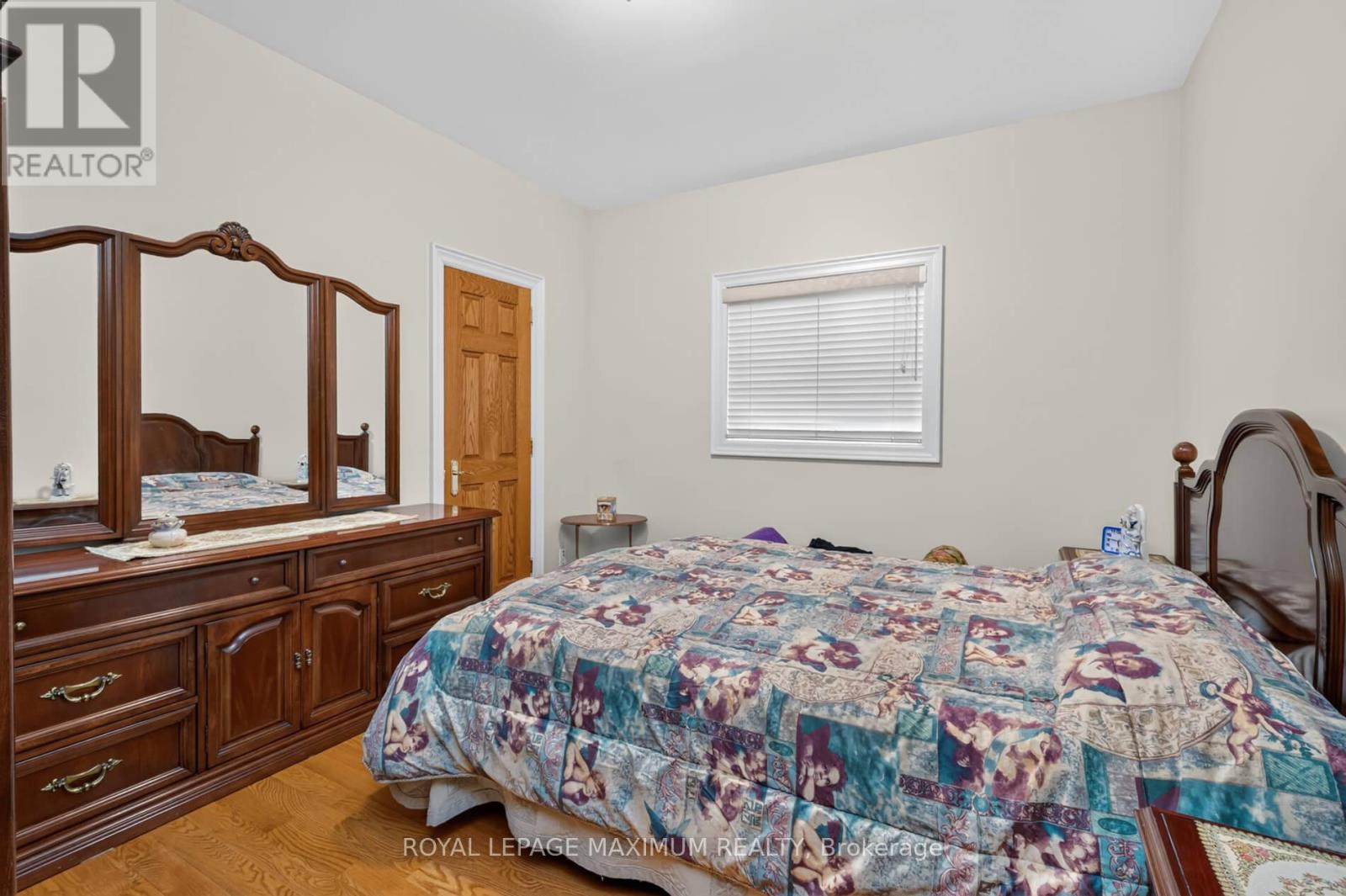 378 RUSTIC ROAD - 25