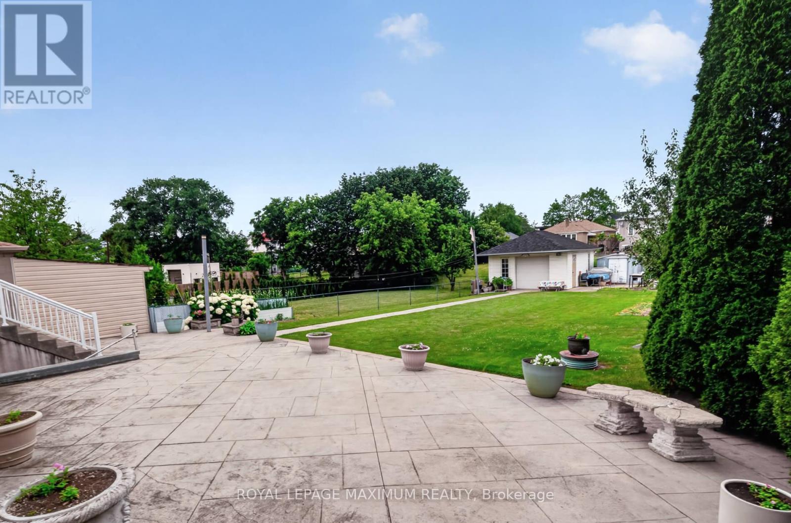 378 RUSTIC ROAD - 37