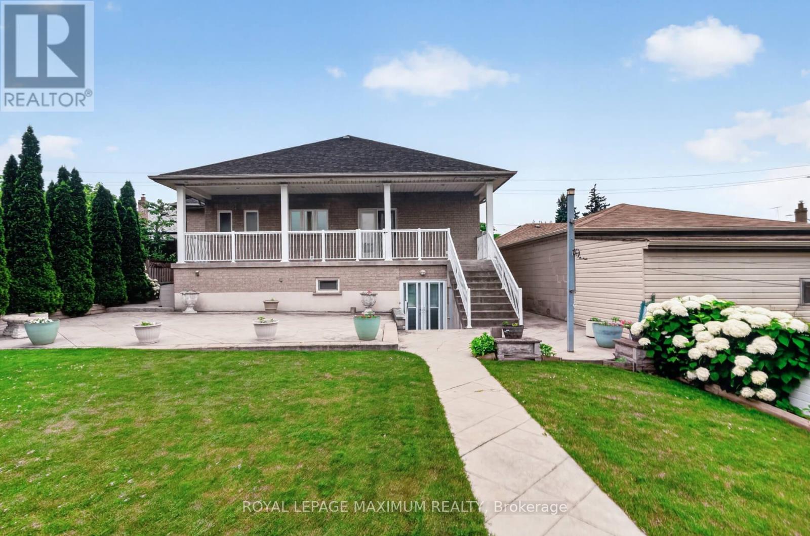 378 RUSTIC ROAD - 44