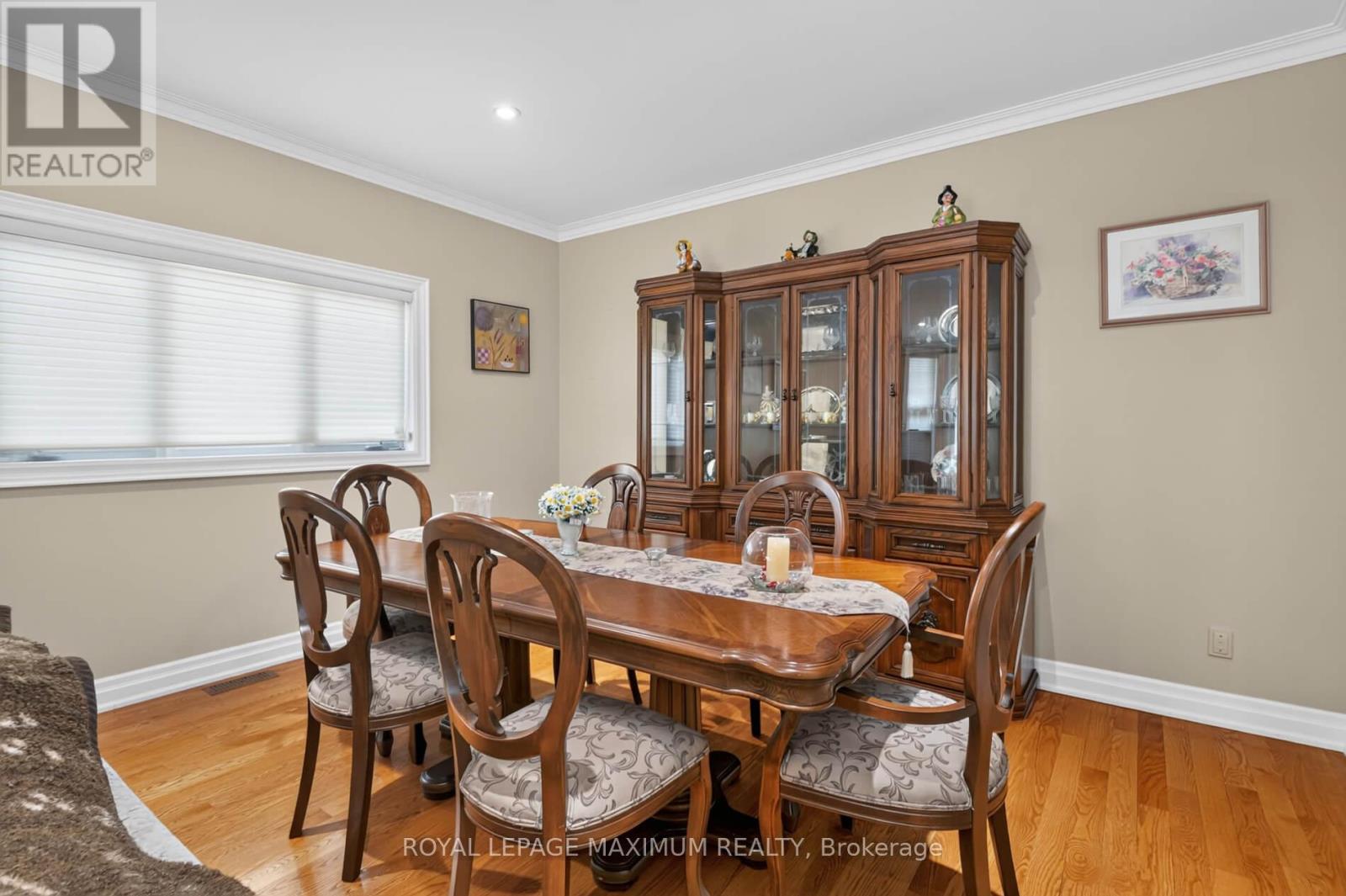 378 RUSTIC ROAD - Image 9