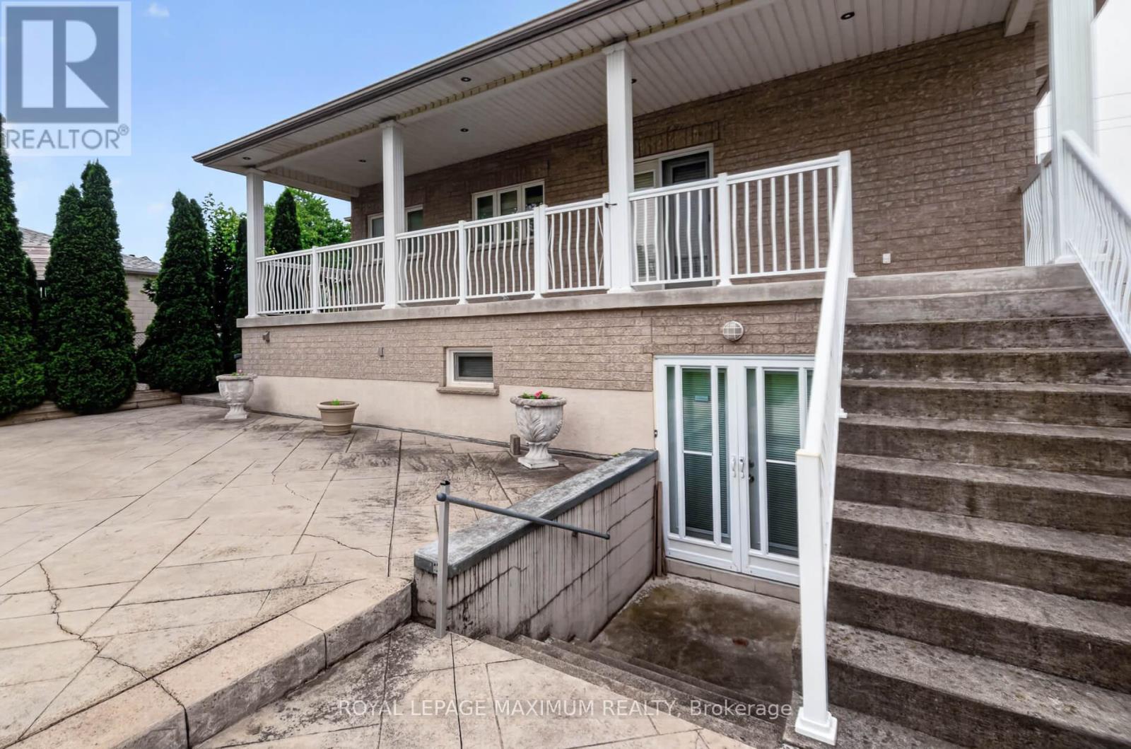 378 RUSTIC ROAD - 39