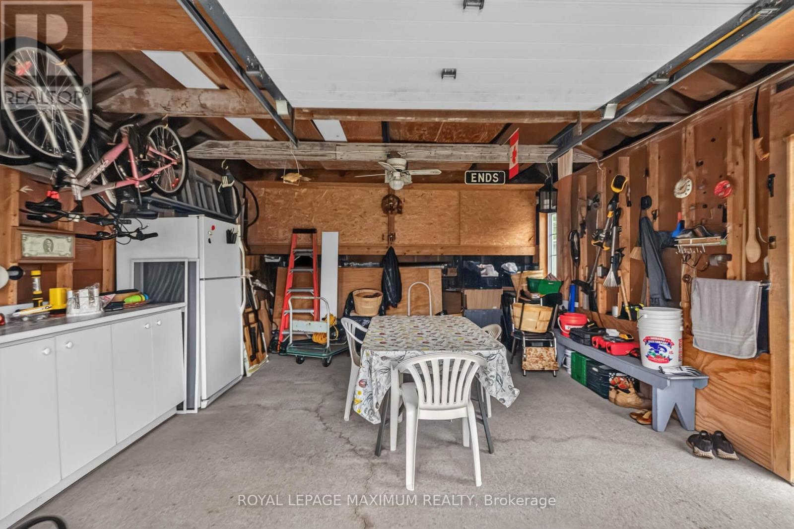 378 RUSTIC ROAD - 47