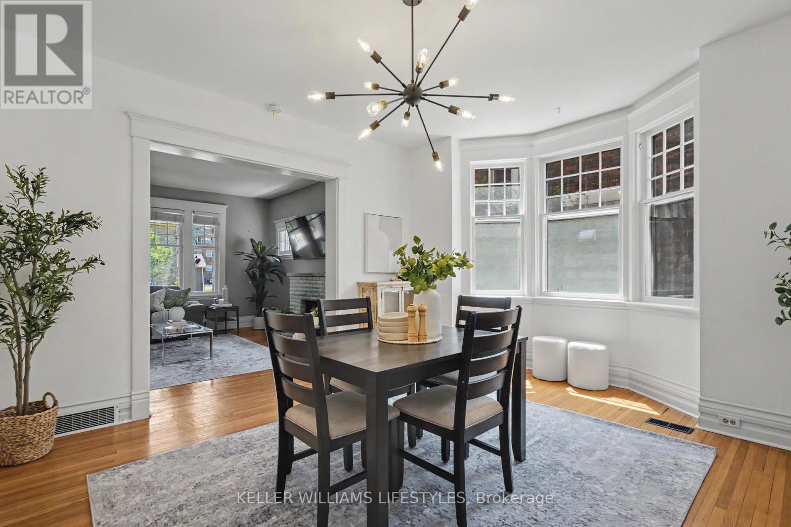 31 GERRARD STREET - 10